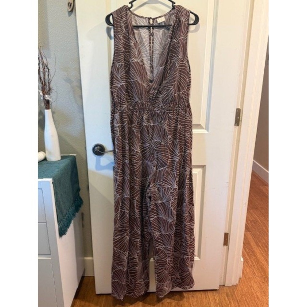 Brown‎ Shell Print Sleeveless Wide Leg Jumpsuit V-Neck Smocked - Picture 3 of 4